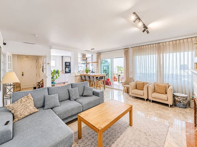 3 quarto Casa em Banda para venda em Santa Clara, Marbella com piscina garagem - 890 000 € (Ref: 10110455)