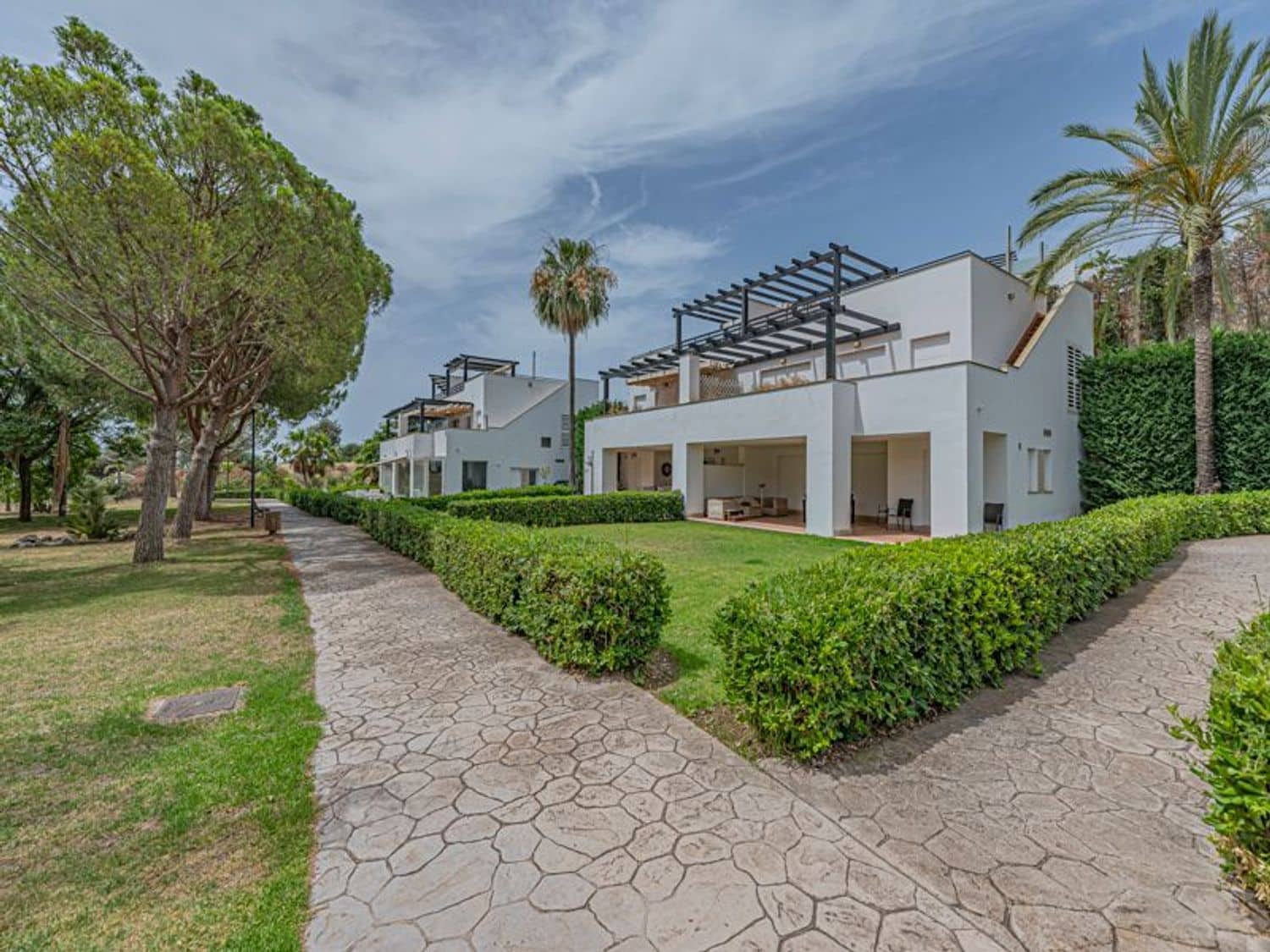 3 quarto Casa em Banda para venda em Marbella com piscina garagem - 890 000 € (Ref: 10110455)