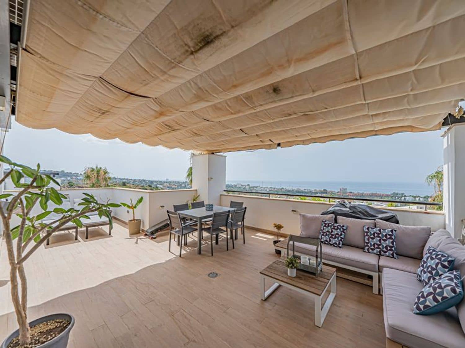 3 quarto Casa em Banda para venda em Marbella com piscina garagem - 890 000 € (Ref: 10110455)
