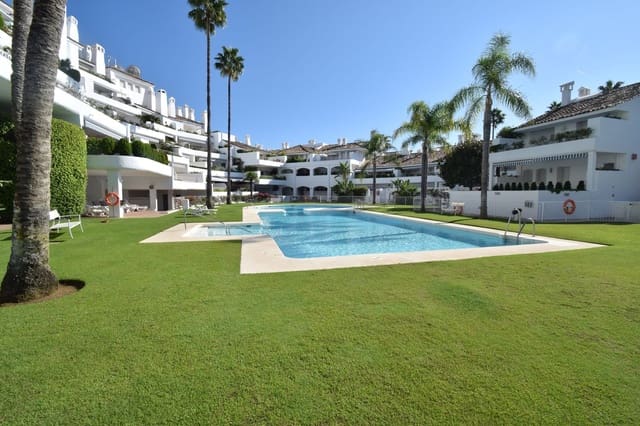 Apartamento de 4 habitaciones en Río Real, Marbella en venta con piscina garaje - 1.290.000 € (Ref: 10132344)