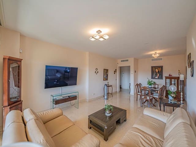 3 sypialnia Apartament na sprzedaż w Los Arqueros - Puerto del Almendro, Benahavís z basenem garażem - 899 000 € (Ref: 10132345)