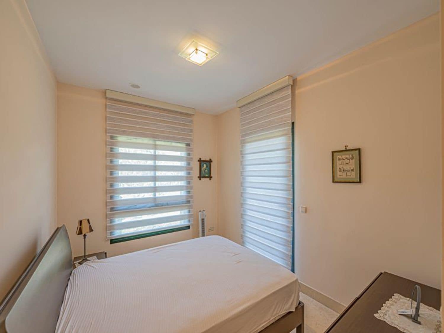 3 sypialnia Apartament na sprzedaż w Benahavis z basenem garażem - 899 000 € (Ref: 10132345)