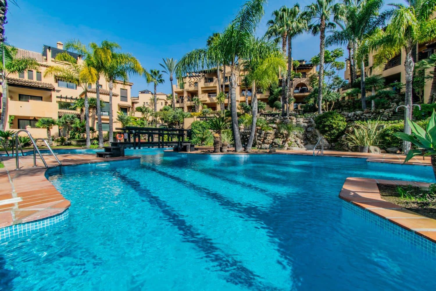 2 bedroom Apartment for sale in Atalaya-Isdabe with pool garage - € 399,000 (Ref: 10132346)
