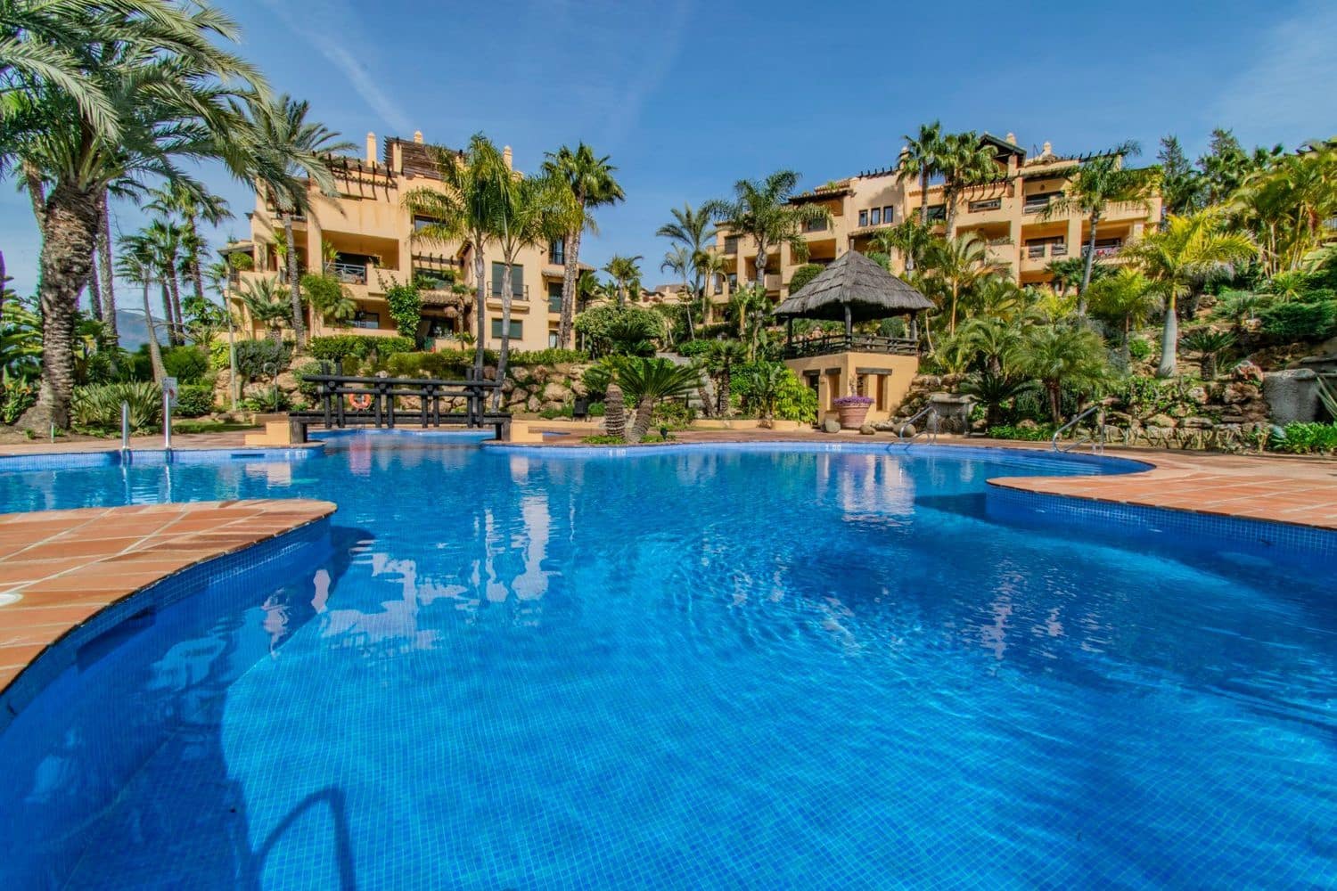 2 bedroom Apartment for sale in Atalaya-Isdabe with pool garage - € 399,000 (Ref: 10132346)