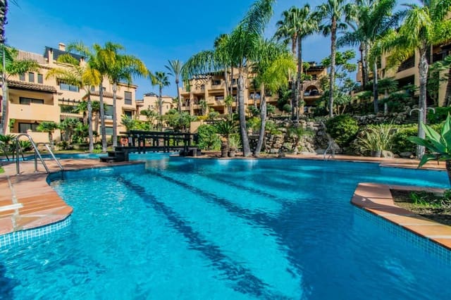 2 sovrum Lägenhet till salu i Atalaya-Isdabe, Estepona med pool garage - 399 000 € (Ref: 10132346)