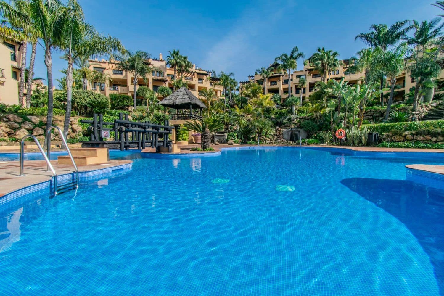 2 bedroom Apartment for sale in Atalaya-Isdabe with pool garage - € 399,000 (Ref: 10132346)