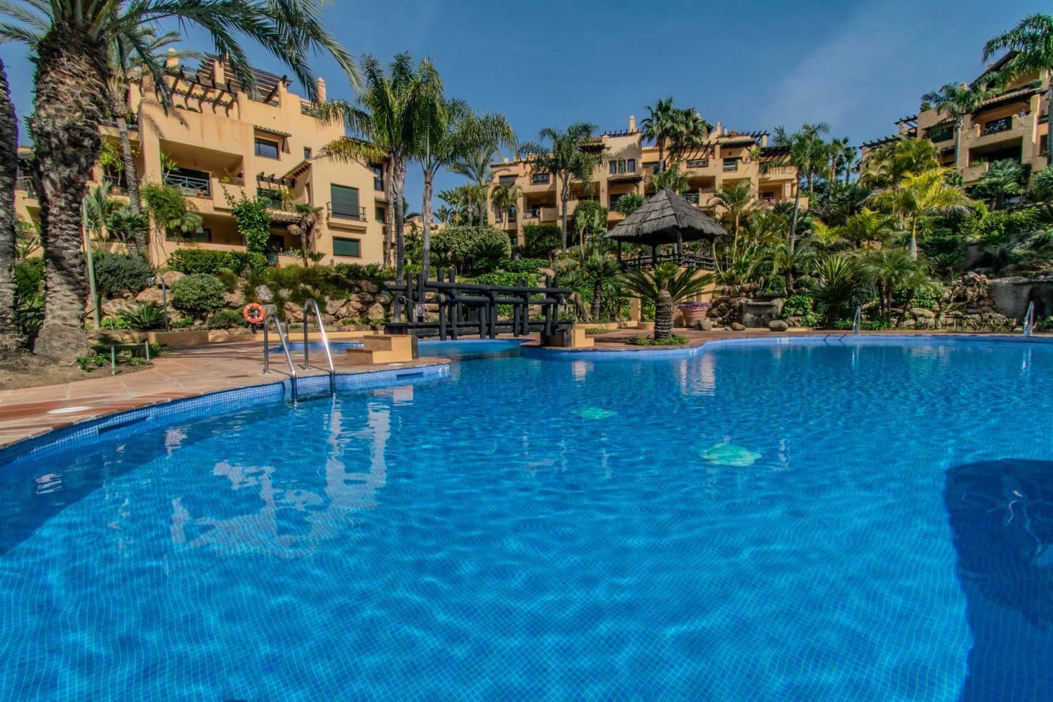 2 bedroom Apartment for sale in Atalaya-Isdabe with pool garage - € 399,000 (Ref: 10132346)