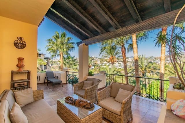2 sovrum Lägenhet till salu i Atalaya-Isdabe, Estepona med pool garage - 399 000 € (Ref: 10132346)