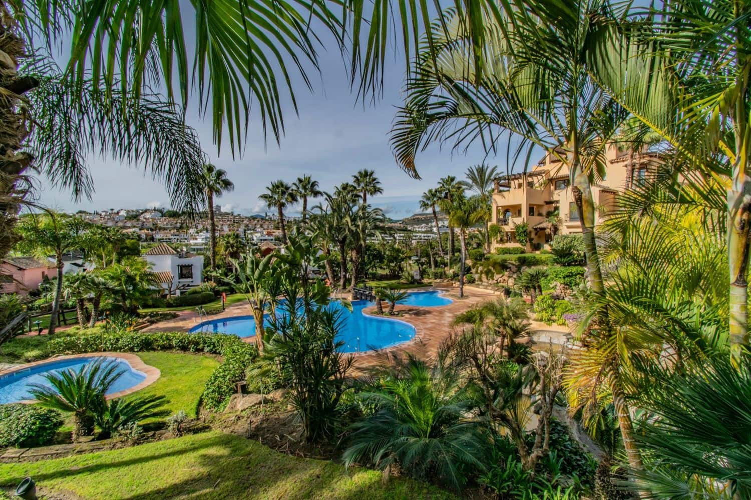 2 bedroom Apartment for sale in Atalaya-Isdabe with pool garage - € 399,000 (Ref: 10132346)