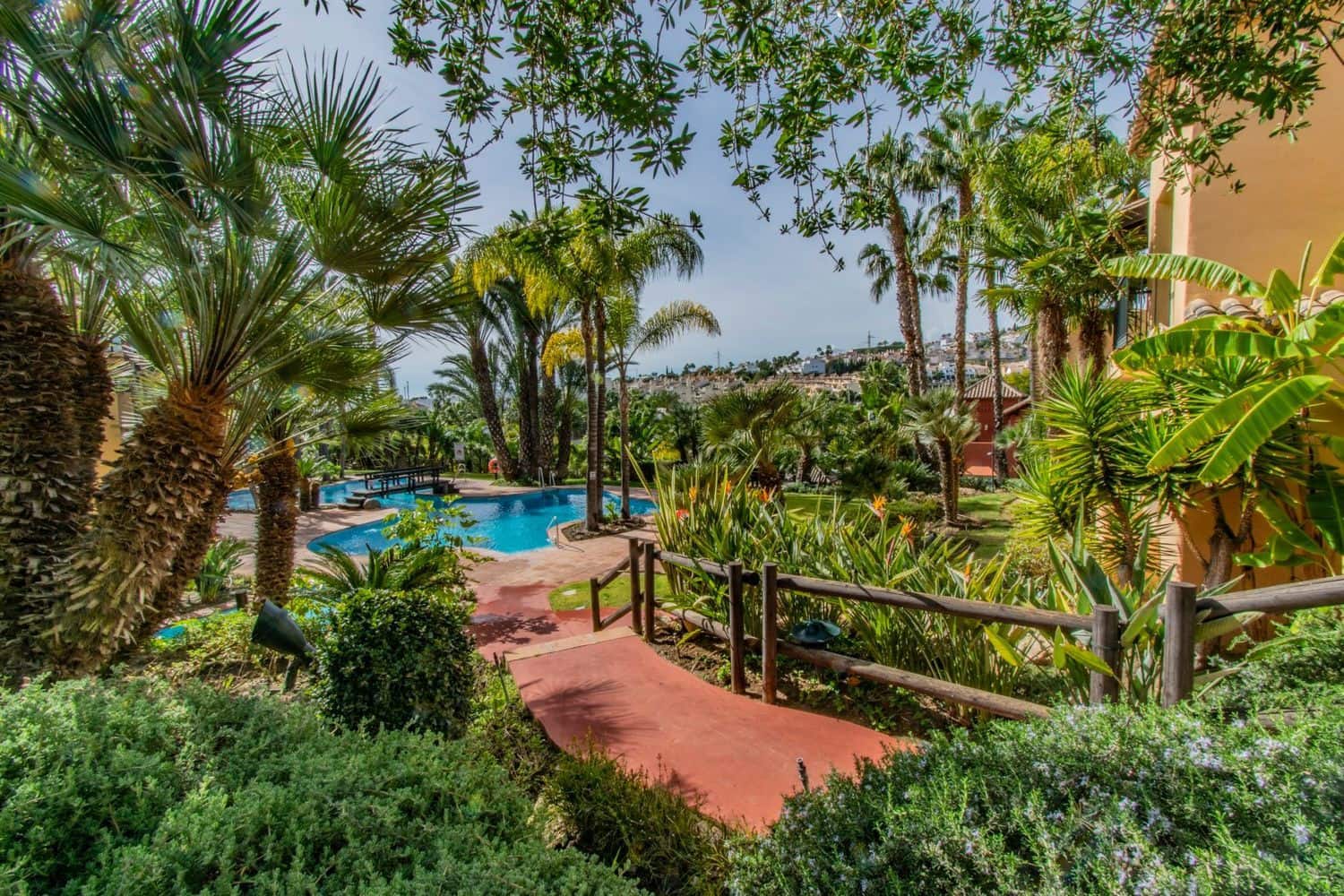 2 bedroom Apartment for sale in Atalaya-Isdabe with pool garage - € 399,000 (Ref: 10132346)
