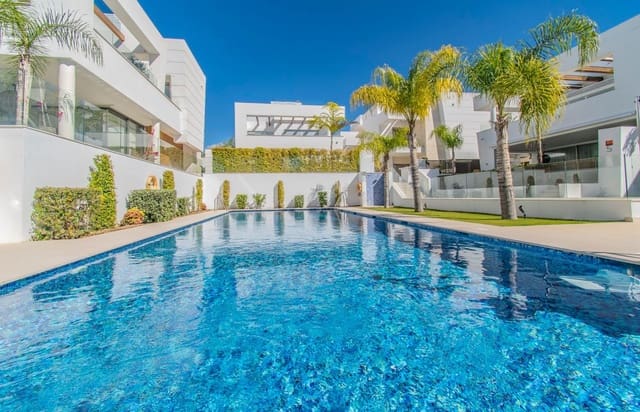 4 quarto Moradia para venda em Nueva Alcántara, Marbella com piscina garagem - 2 700 000 € (Ref: 10132348)