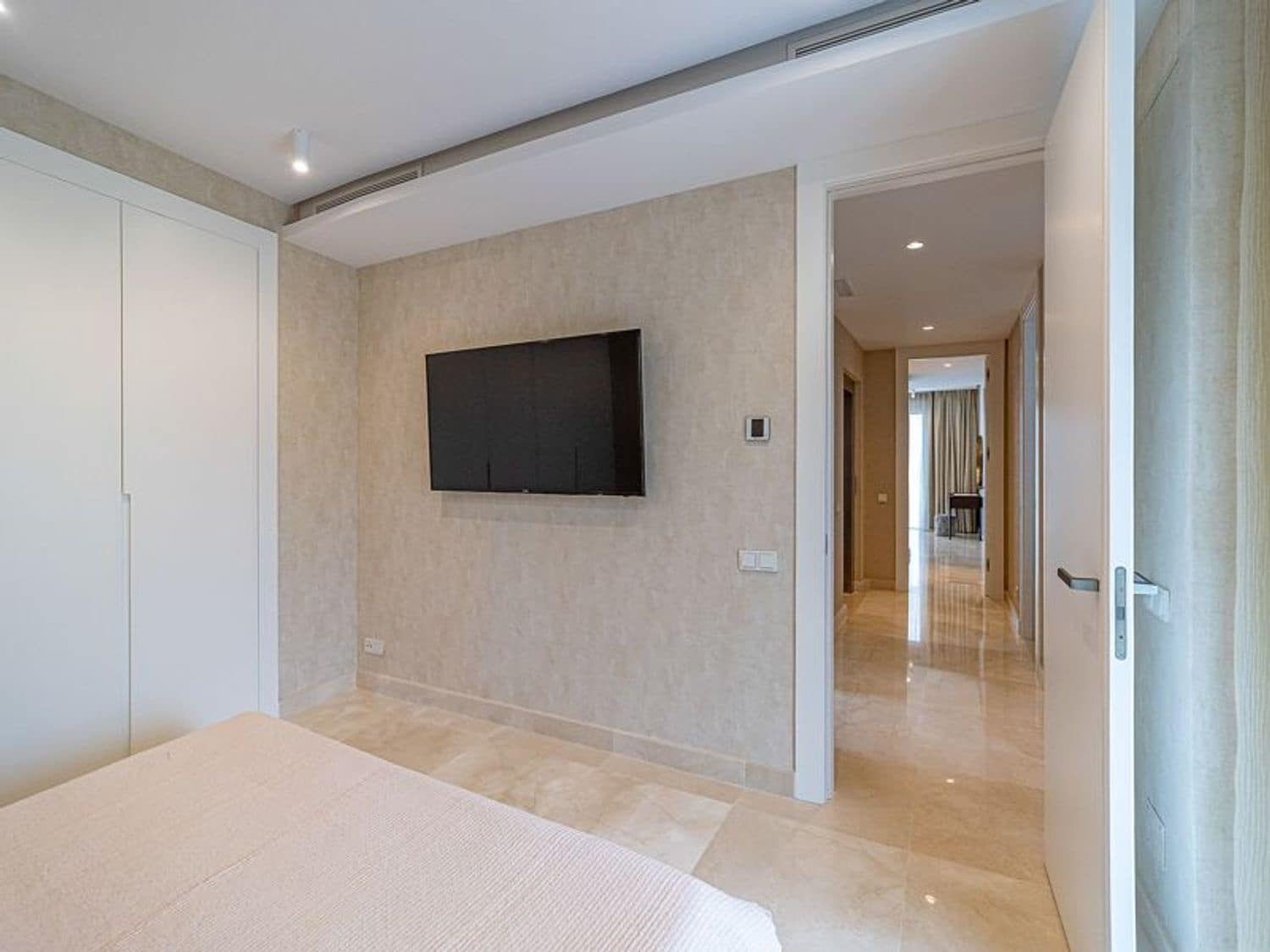 4 quarto Moradia para venda em San Pedro de Alcantara com piscina garagem - 2 700 000 € (Ref: 10132348)