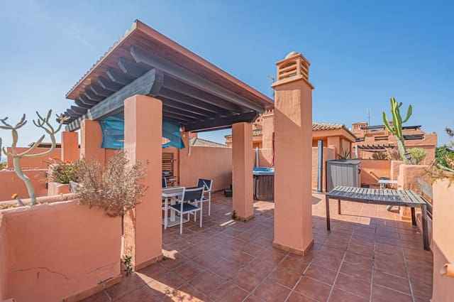 2 soverom Leilighet til salgs i Zona de Punta Plata, Estepona med svømmebasseng garasje - € 730 000 (Ref: 10162118)