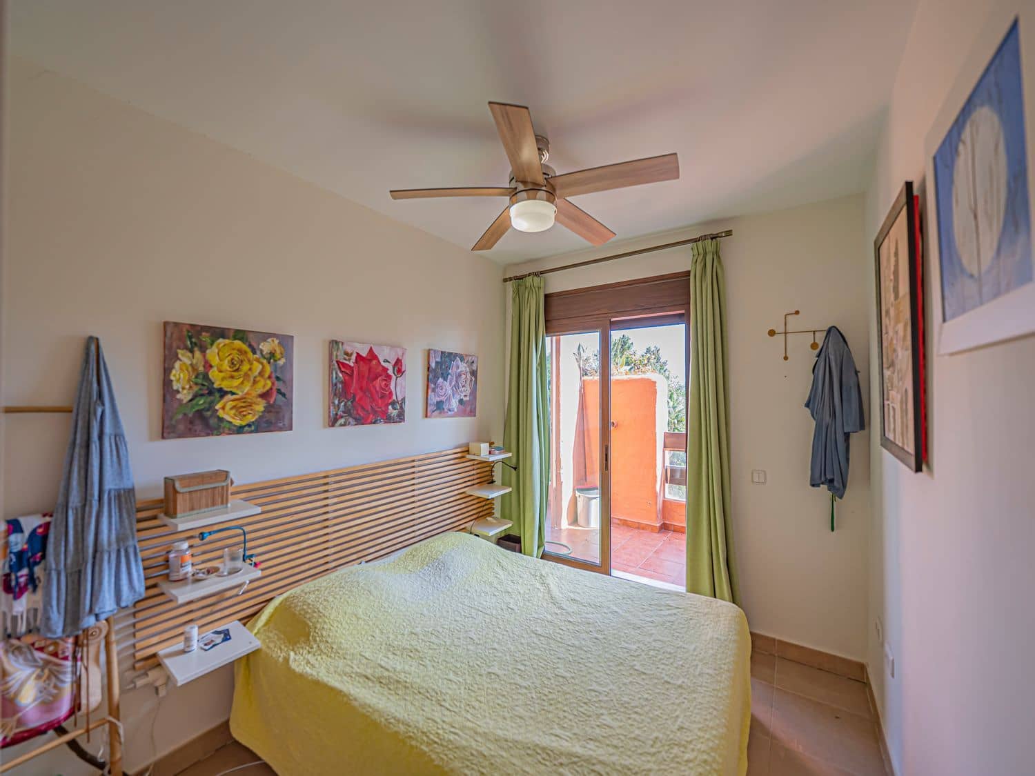 2 soverom Leilighet til salgs i New Golden Mile med svømmebasseng garasje - € 730 000 (Ref: 10162118)
