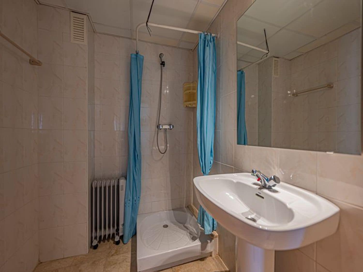 2 quarto Apartamento para venda em Estepona com piscina garagem - 379 000 € (Ref: 10162119)