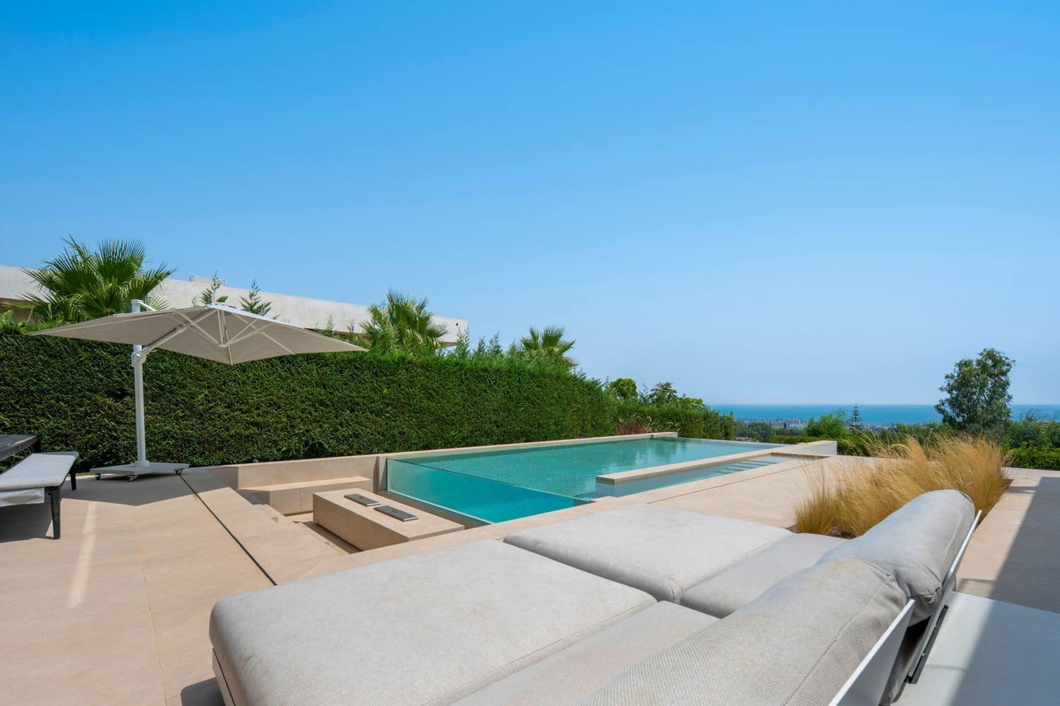 5 bedroom Villa for sale in Los Flamingos with pool garage - € 4,200,000 (Ref: 10162120)