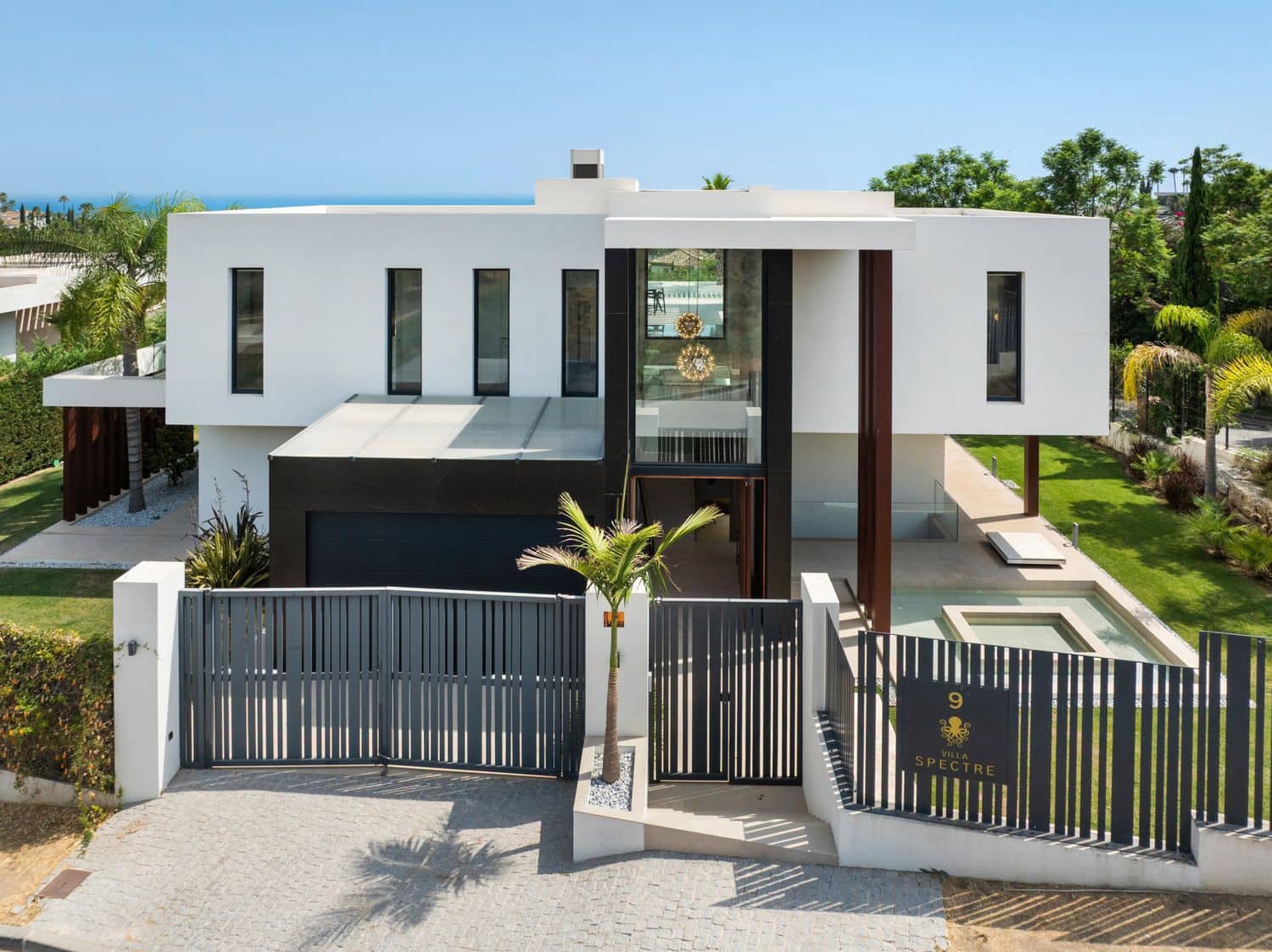 5 bedroom Villa for sale in Los Flamingos with pool garage - € 4,200,000 (Ref: 10162120)