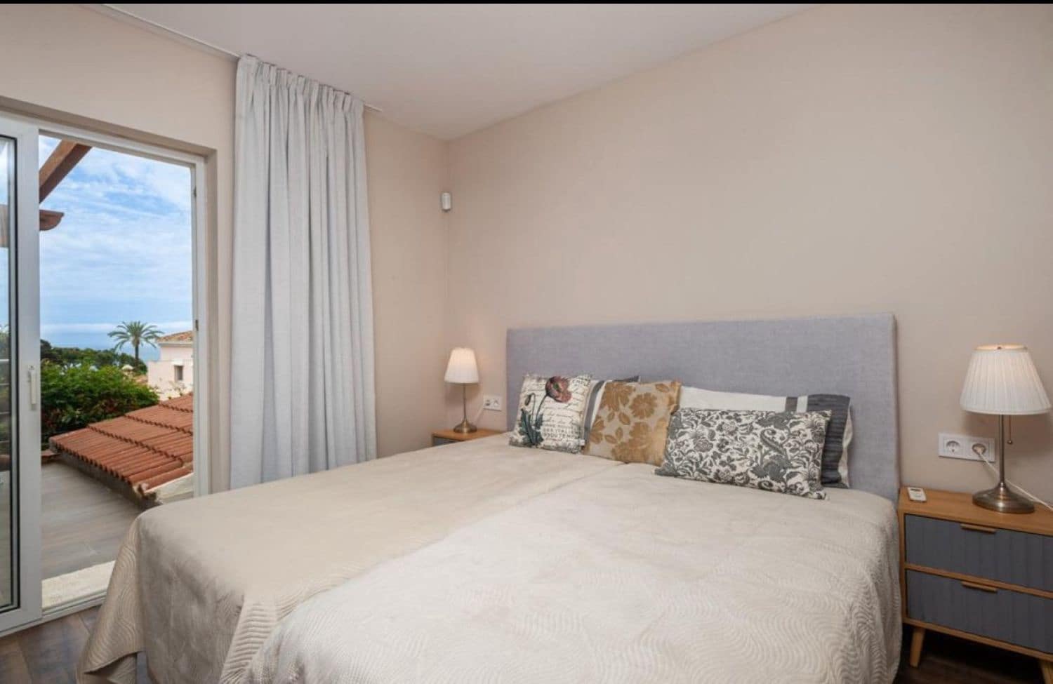 4 chambre Appartement de Plage à vendre à Artola avec piscine garage - 1 180 000 € (Ref: 10162563)