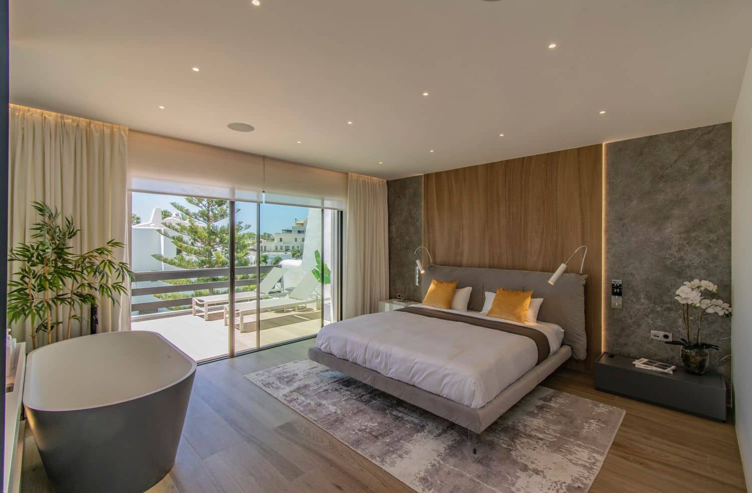 4 sypialnia Dom na sprzedaż w Marbella z basenem garażem - 5 460 000 € (Ref: 8204975)