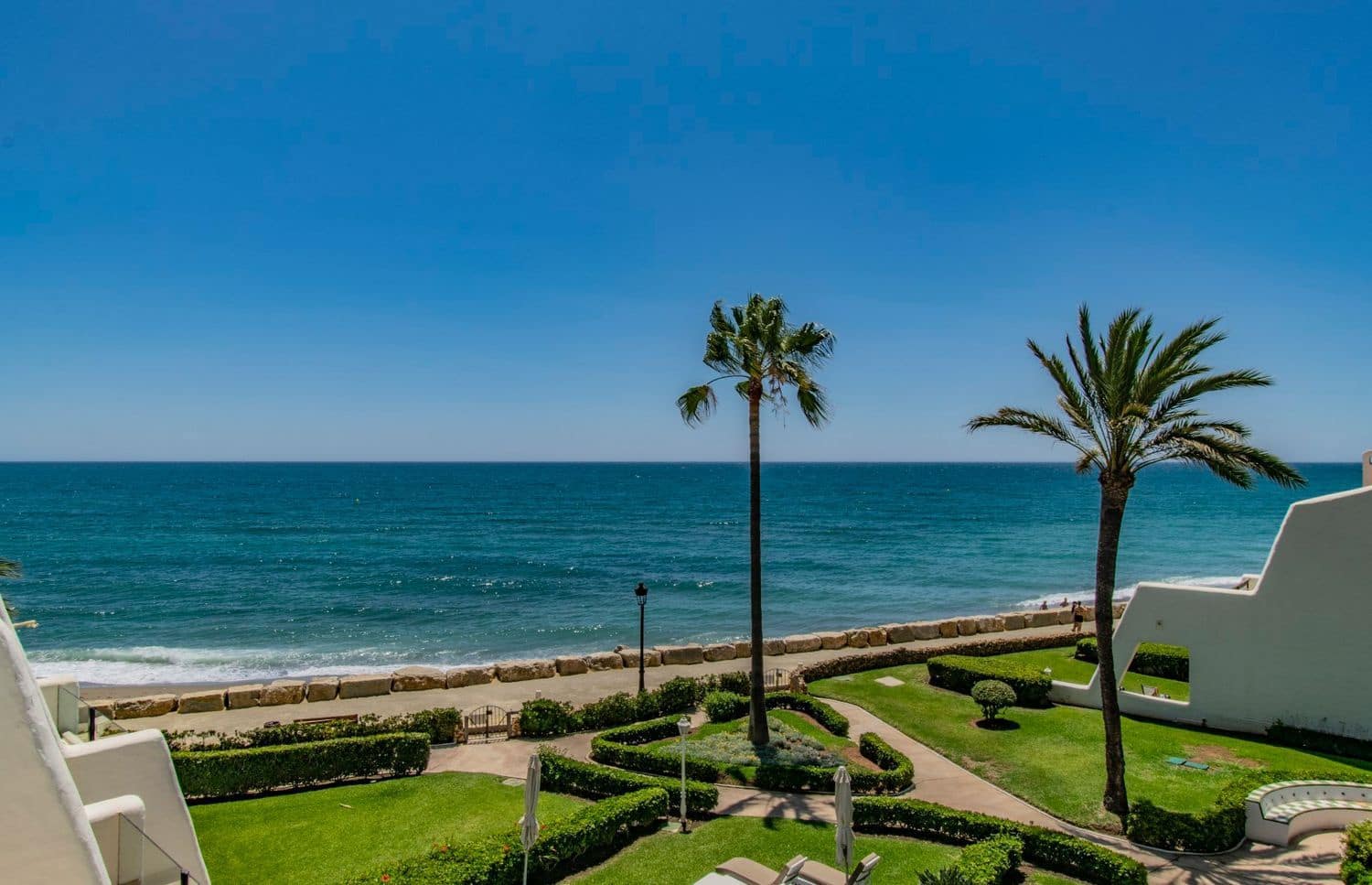 4 sypialnia Dom na sprzedaż w Marbella z basenem garażem - 5 460 000 € (Ref: 8204975)