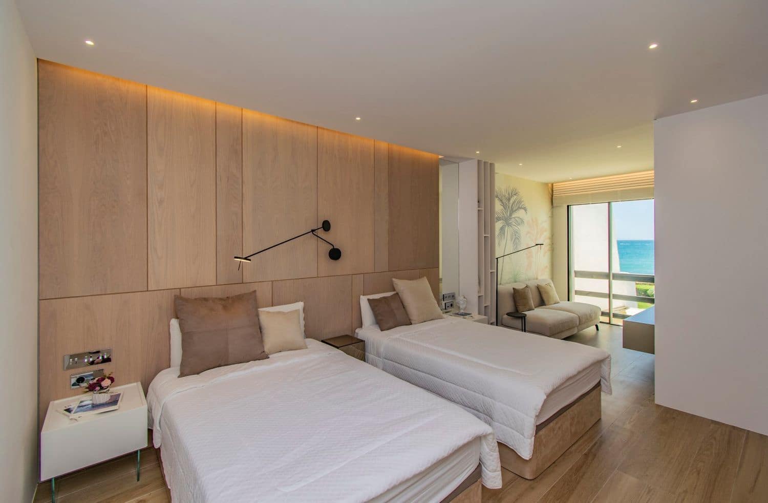 4 sypialnia Dom na sprzedaż w Marbella z basenem garażem - 5 460 000 € (Ref: 8204975)