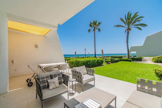 4 sypialnia Dom na sprzedaż w Lomas De Marbella, Marbella z basenem garażem - 5 460 000 € (Ref: 8204975)