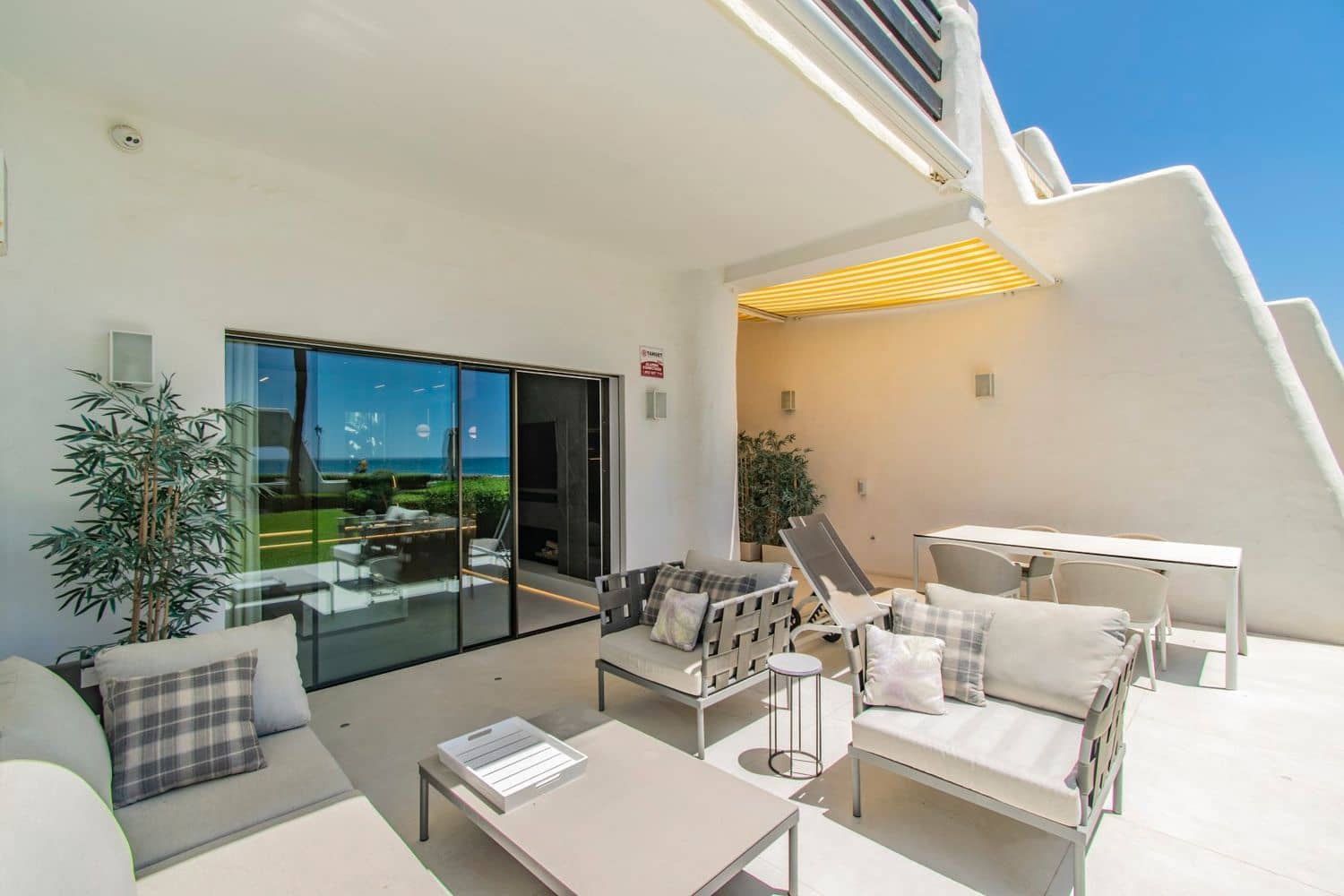 4 sypialnia Dom na sprzedaż w Marbella z basenem garażem - 5 460 000 € (Ref: 8204975)