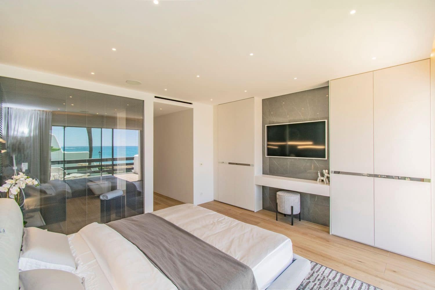 4 sypialnia Dom na sprzedaż w Marbella z basenem garażem - 5 460 000 € (Ref: 8204975)