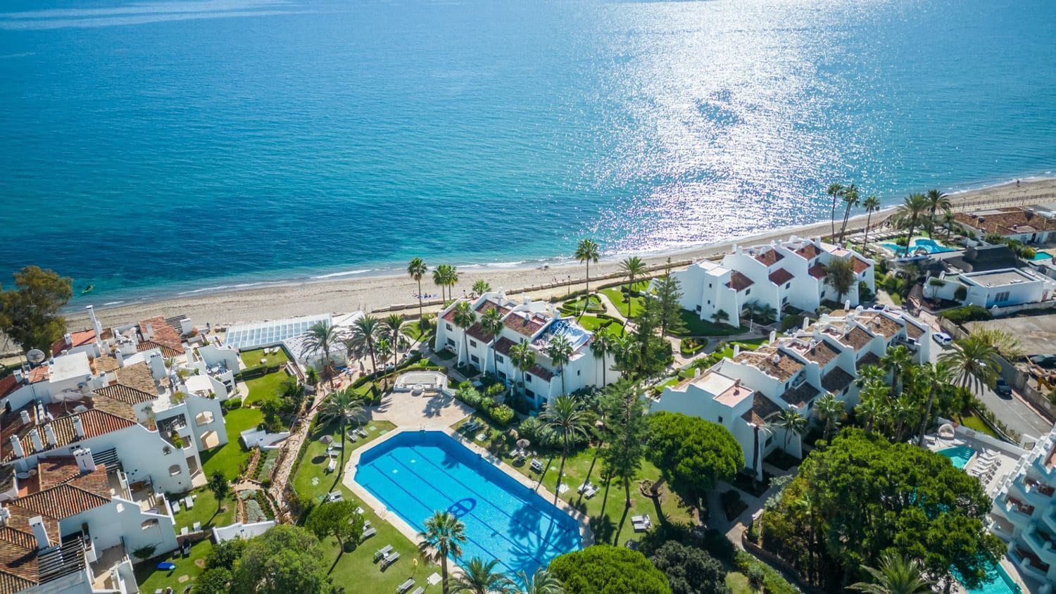 4 sypialnia Dom na sprzedaż w Marbella z basenem garażem - 5 460 000 € (Ref: 8204975)
