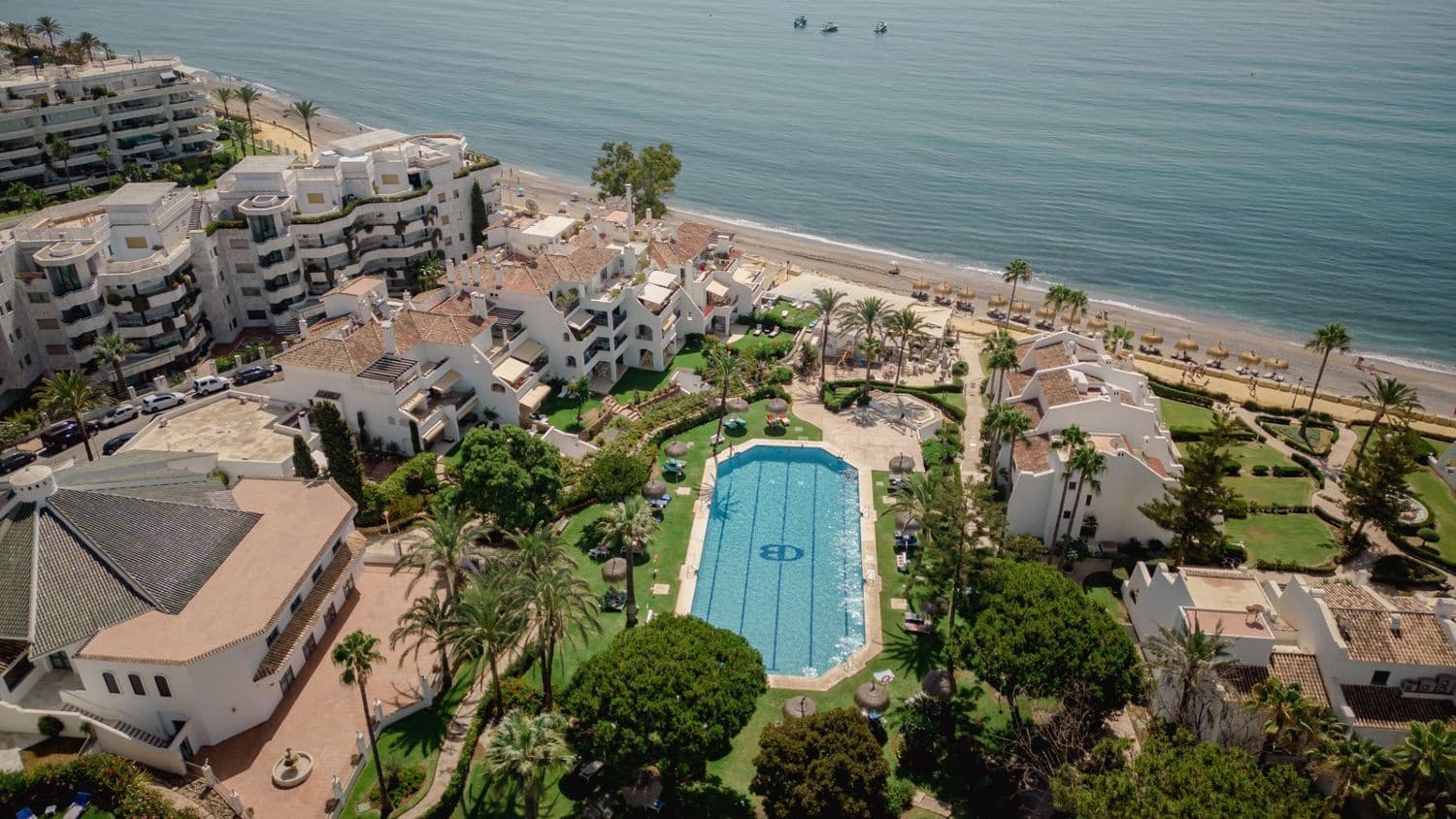 4 sypialnia Dom na sprzedaż w Marbella z basenem garażem - 5 460 000 € (Ref: 8204975)