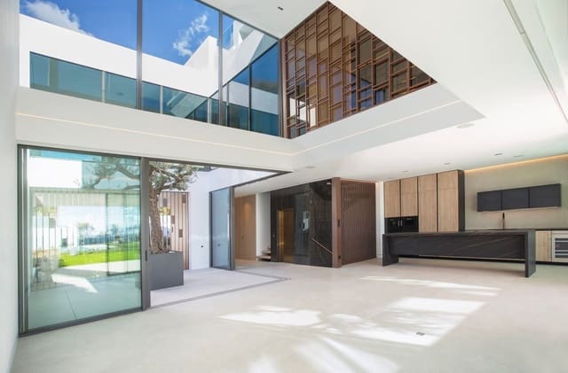 4 sovrum Hus till salu i Lomas De Marbella, Marbella med pool garage - 7 500 000 € (Ref: 8205020)