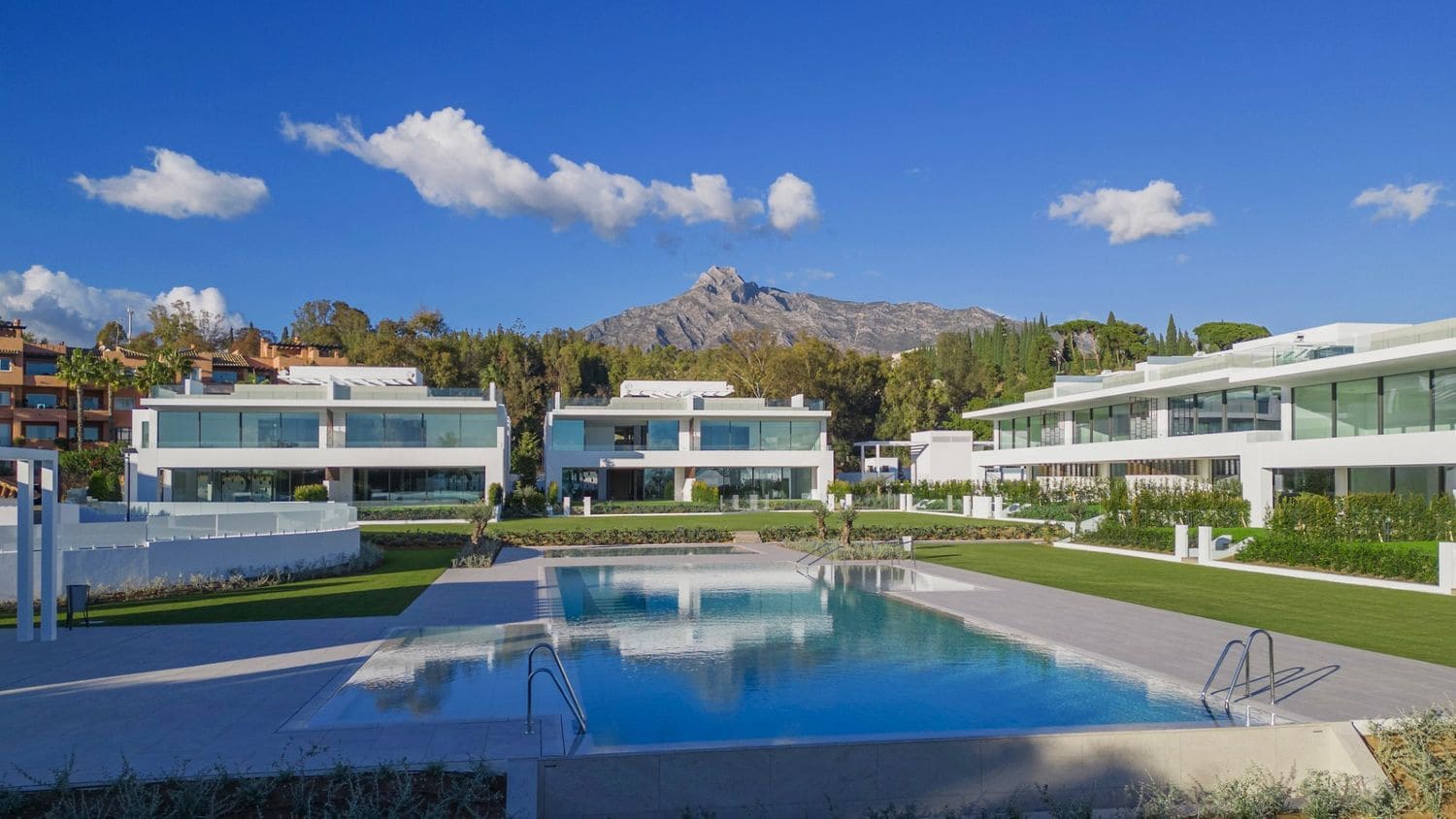4 sovrum Hus till salu i Marbella med pool garage - 7 500 000 € (Ref: 8205020)
