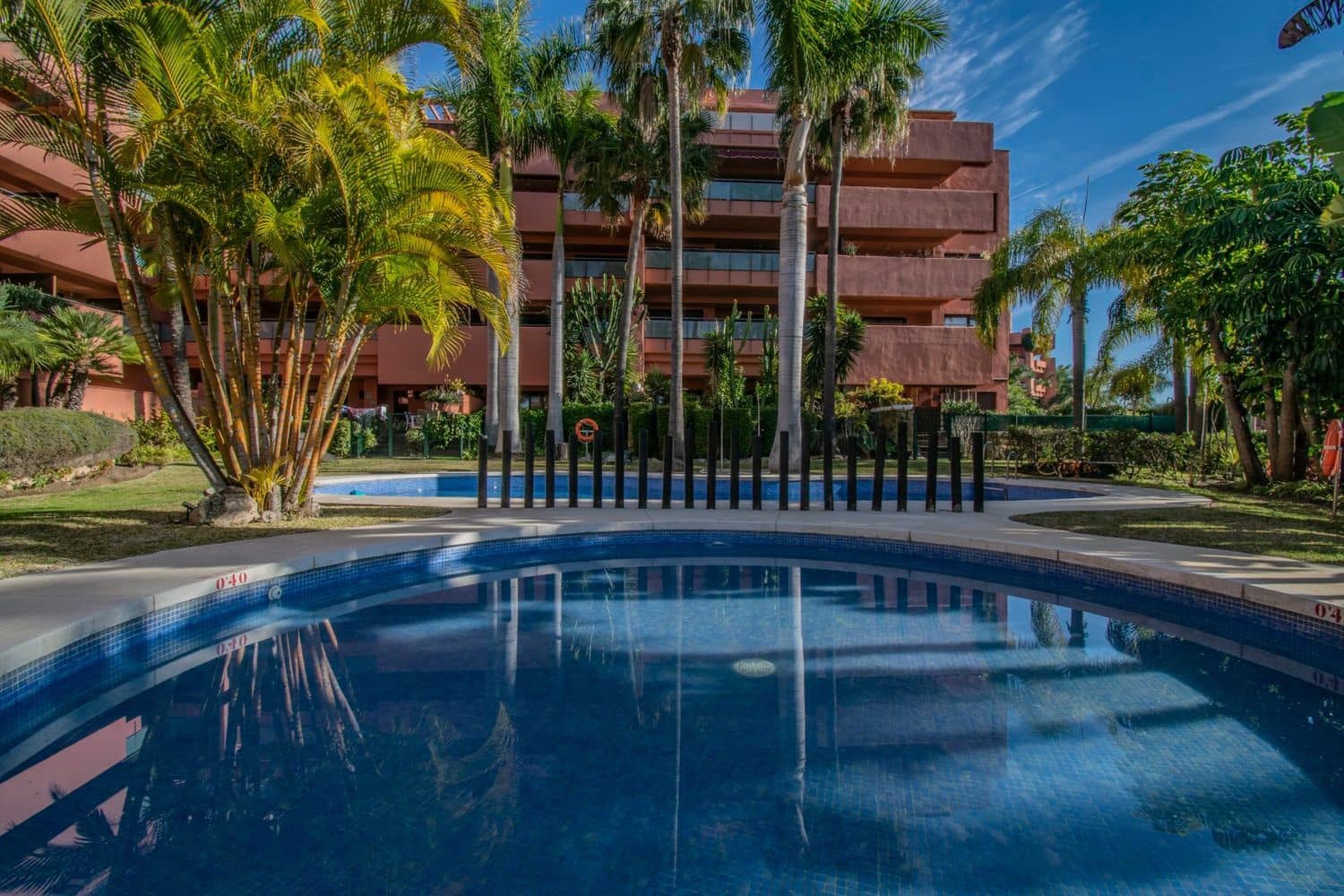 3 bedroom Apartment for sale in New Golden Mile with pool garage - € 580,000 (Ref: 8205038)