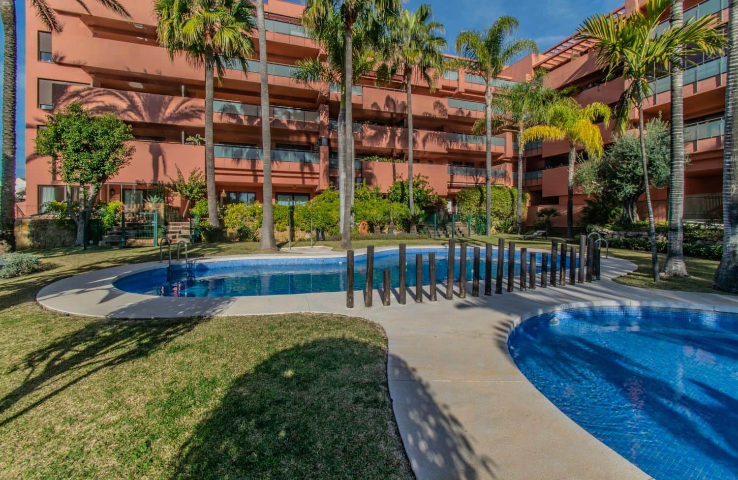 3 bedroom Apartment for sale in New Golden Mile with pool garage - € 580,000 (Ref: 8205038)