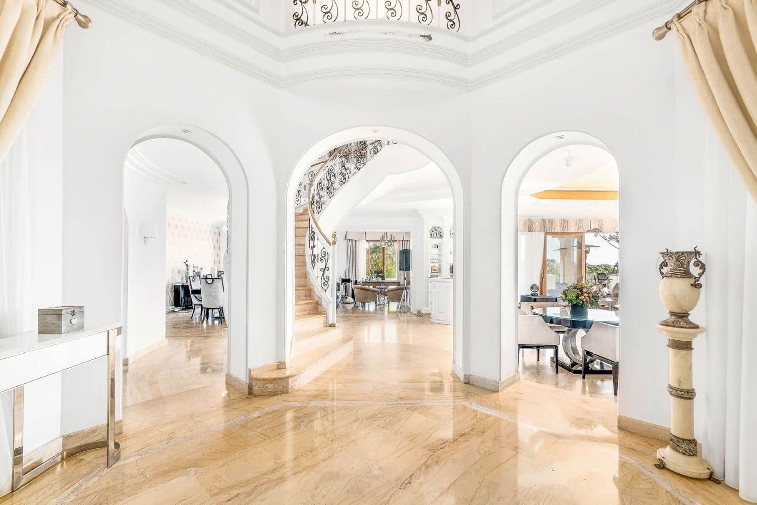 16 bedroom Villa for sale in New Golden Mile with pool garage - € 13,950,000 (Ref: 8205072)