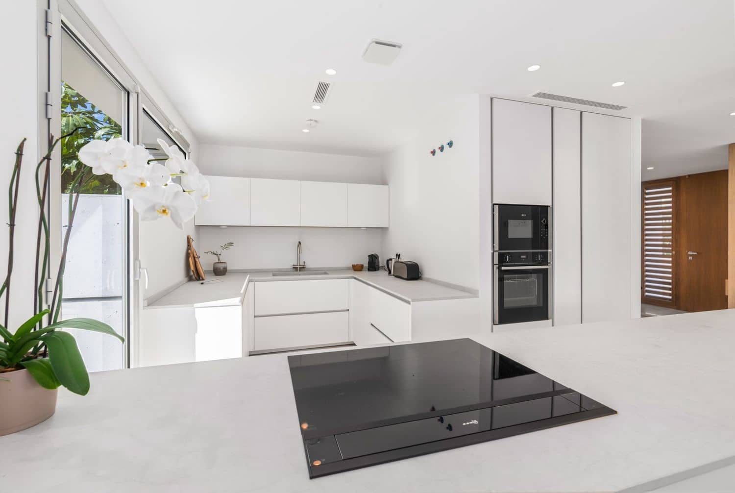 5 sovrum Villa till salu i San Pedro de Alcantara med pool garage - 2 695 000 € (Ref: 8205078)