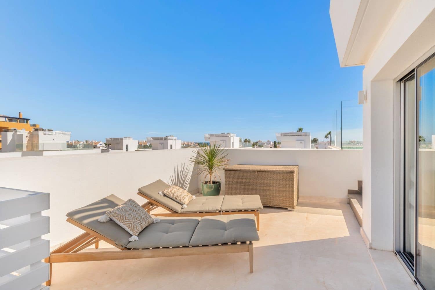 5 sovrum Villa till salu i San Pedro de Alcantara med pool garage - 2 695 000 € (Ref: 8205078)