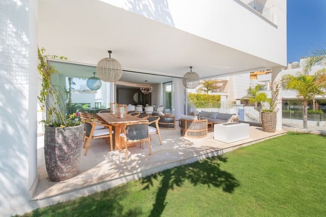 5 bedroom Villa for sale in Nueva Alcántara, Marbella with pool garage - € 2,695,000 (Ref: 8205078)