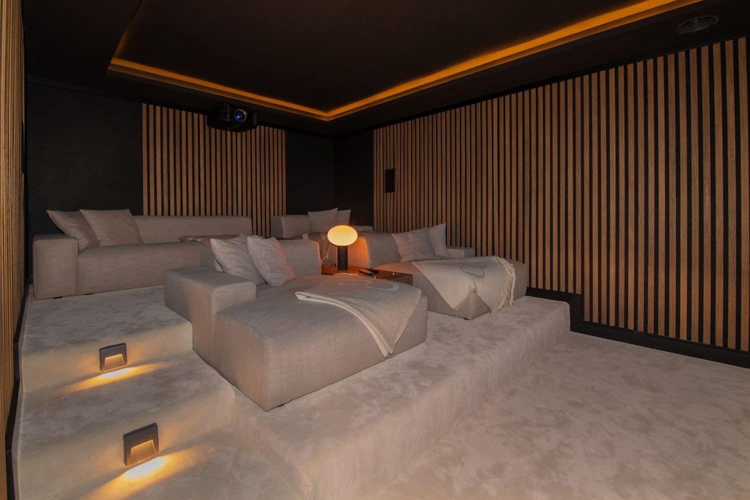 5 sovrum Villa till salu i San Pedro de Alcantara med pool garage - 2 695 000 € (Ref: 8205078)