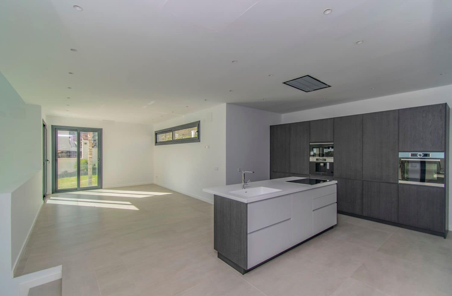 4 quarto Moradia para venda em Elviria com piscina garagem - 2 250 000 € (Ref: 8205091)