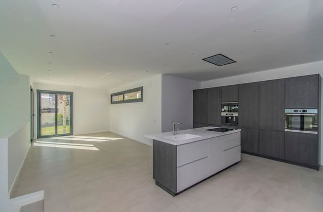 4 camera da letto Villa in vendita in Elviria, Marbella con piscina garage - 2.250.000 € (Rif: 8205091)