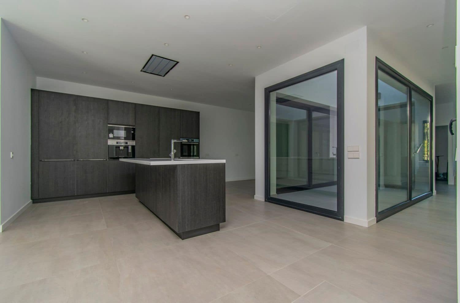 4 quarto Moradia para venda em Elviria com piscina garagem - 2 250 000 € (Ref: 8205091)
