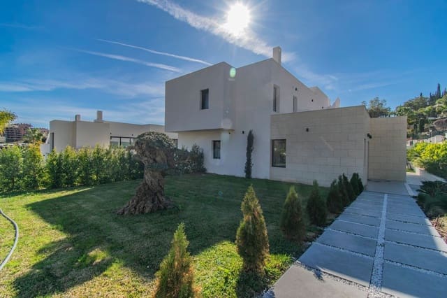 4 camera da letto Villa in vendita in Elviria, Marbella con piscina garage - 2.250.000 € (Rif: 8205091)