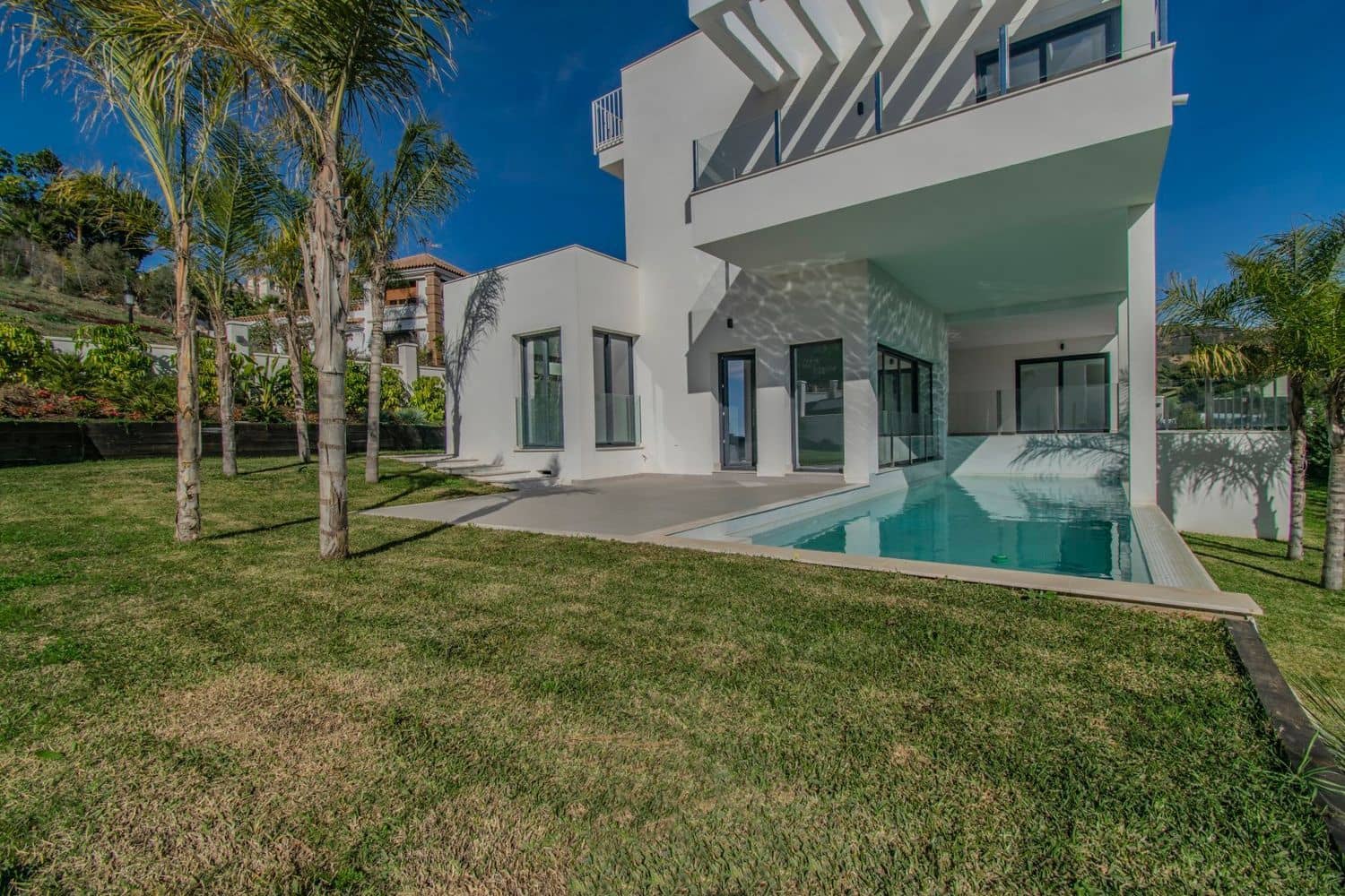 4 quarto Moradia para venda em Elviria com piscina garagem - 2 250 000 € (Ref: 8205091)