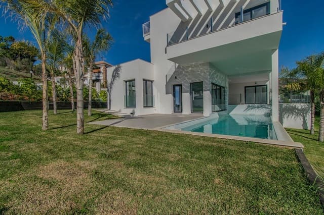 4 camera da letto Villa in vendita in Elviria, Marbella con piscina garage - 2.250.000 € (Rif: 8205091)