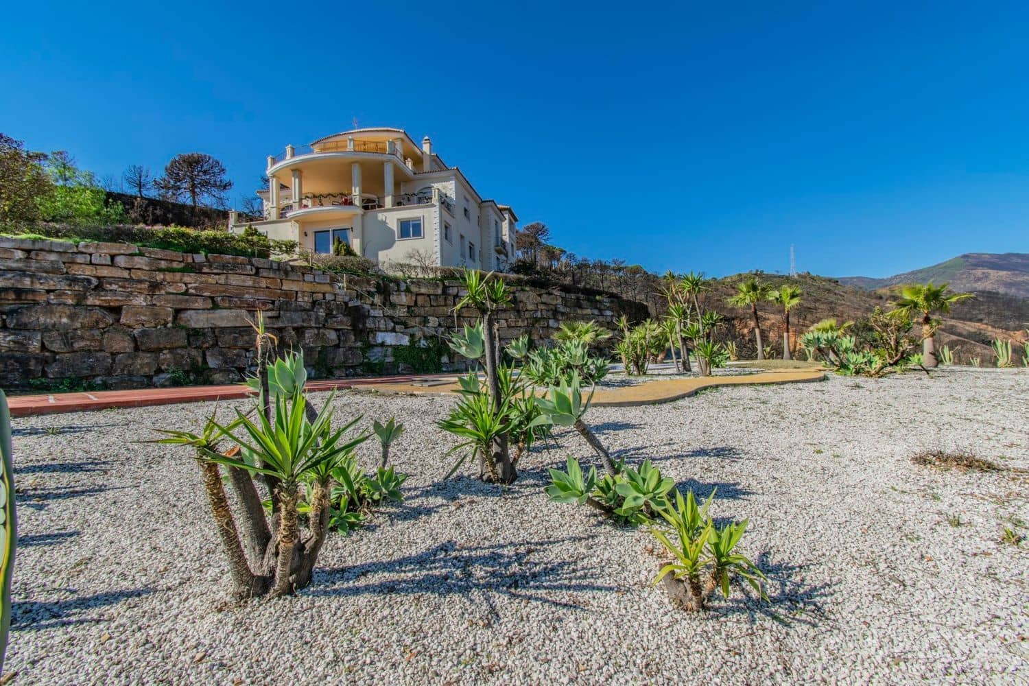 7 quarto Casa em Banda para venda em Estepona com piscina garagem - 2 300 000 € (Ref: 8247091)