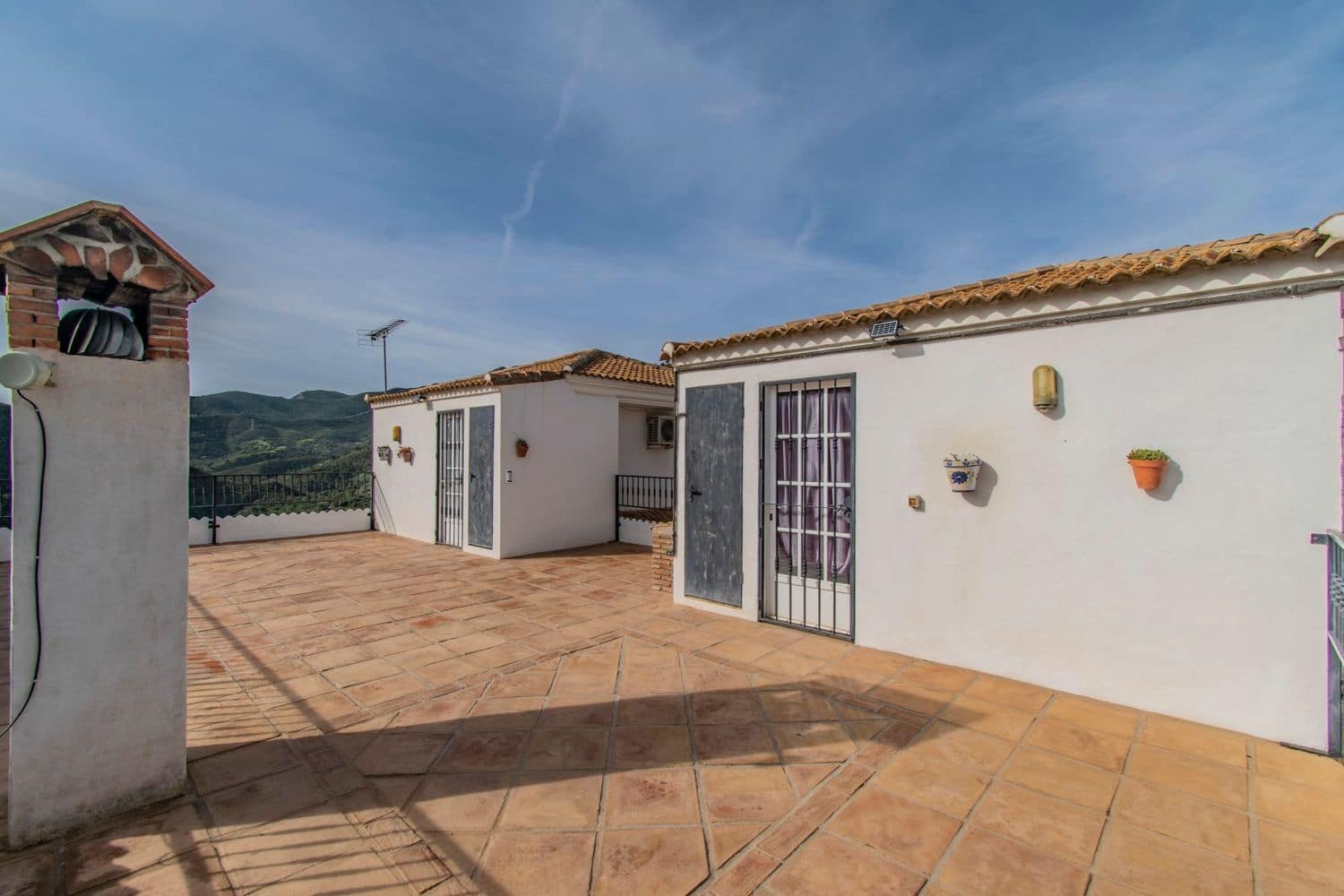 5 quarto Moradia para venda em Monda com garagem - 535 000 € (Ref: 8247111)