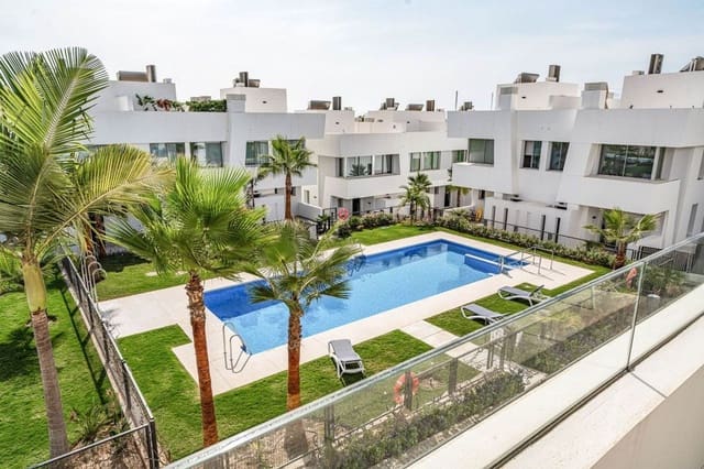 4 bedroom Townhouse for sale in Río Real, Marbella with pool garage - € 1,250,000 (Ref: 8307154)