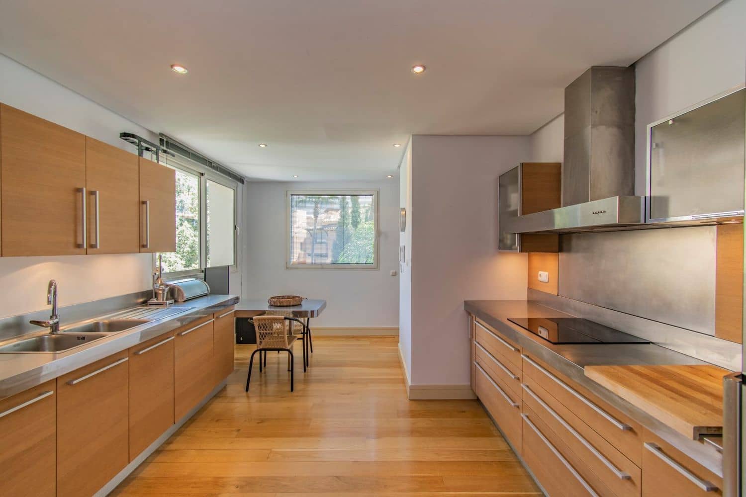 3 sypialnia Apartament na sprzedaż w Golden Mile z basenem garażem - 2 400 000 € (Ref: 8366813)