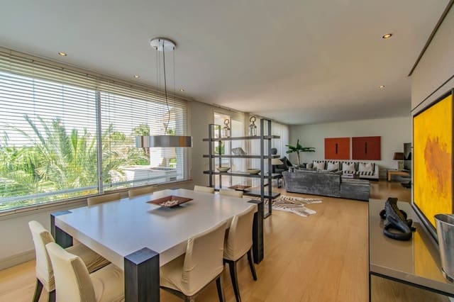 3 sypialnia Apartament na sprzedaż w Sierra Blanca, Marbella z basenem garażem - 2 400 000 € (Ref: 8366813)